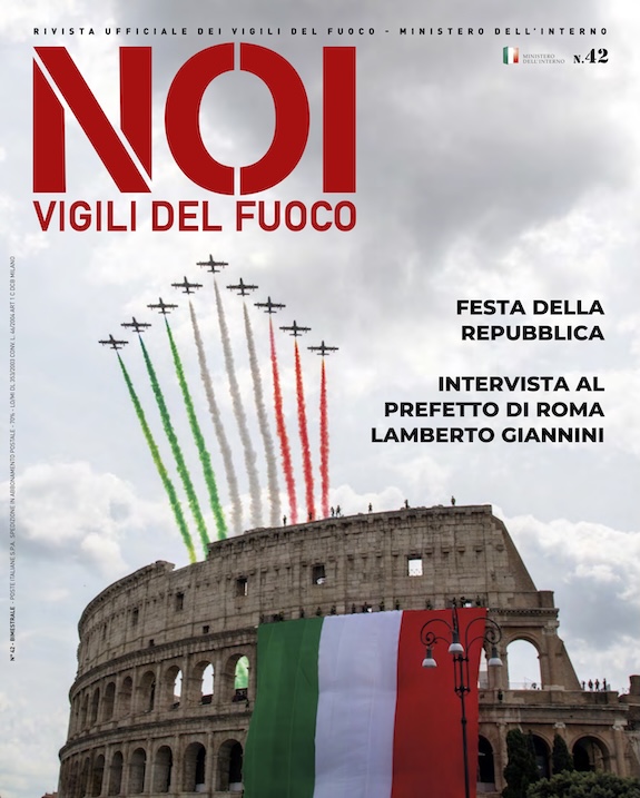 copertina noi vigili del fuoco